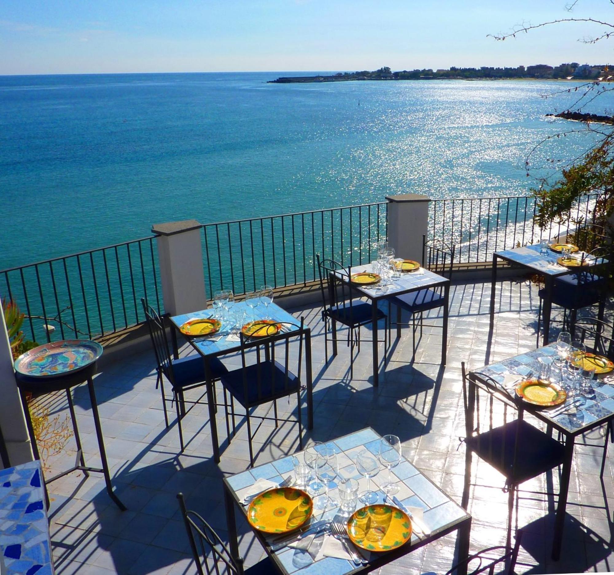 Hotel Palladio Giardini Naxos Bagian luar foto