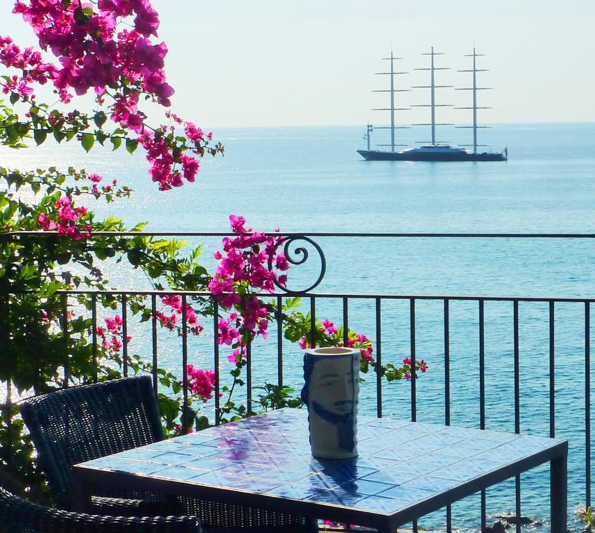 Hotel Palladio Giardini Naxos Bagian luar foto