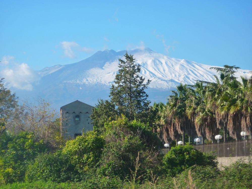Hotel Palladio Giardini Naxos Bagian luar foto