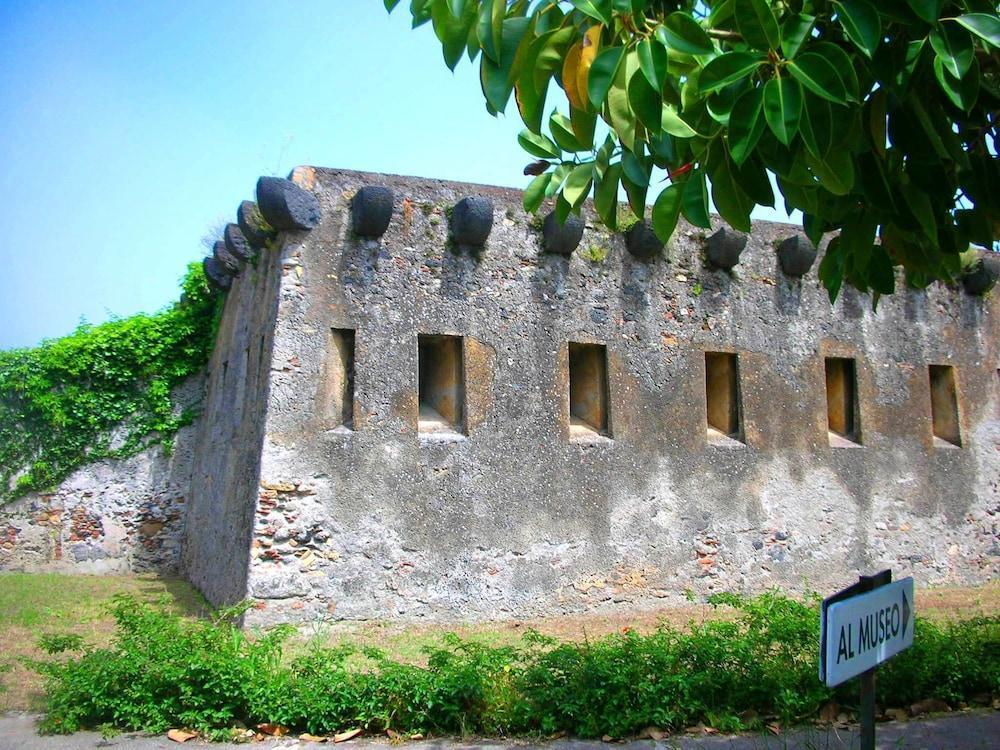 Hotel Palladio Giardini Naxos Bagian luar foto